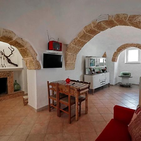 マルティナ・フランカ I Trulli Dell'Orfanelloヴィラ エクステリア 写真